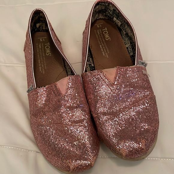 Toms Other - Pink Glitter Toms